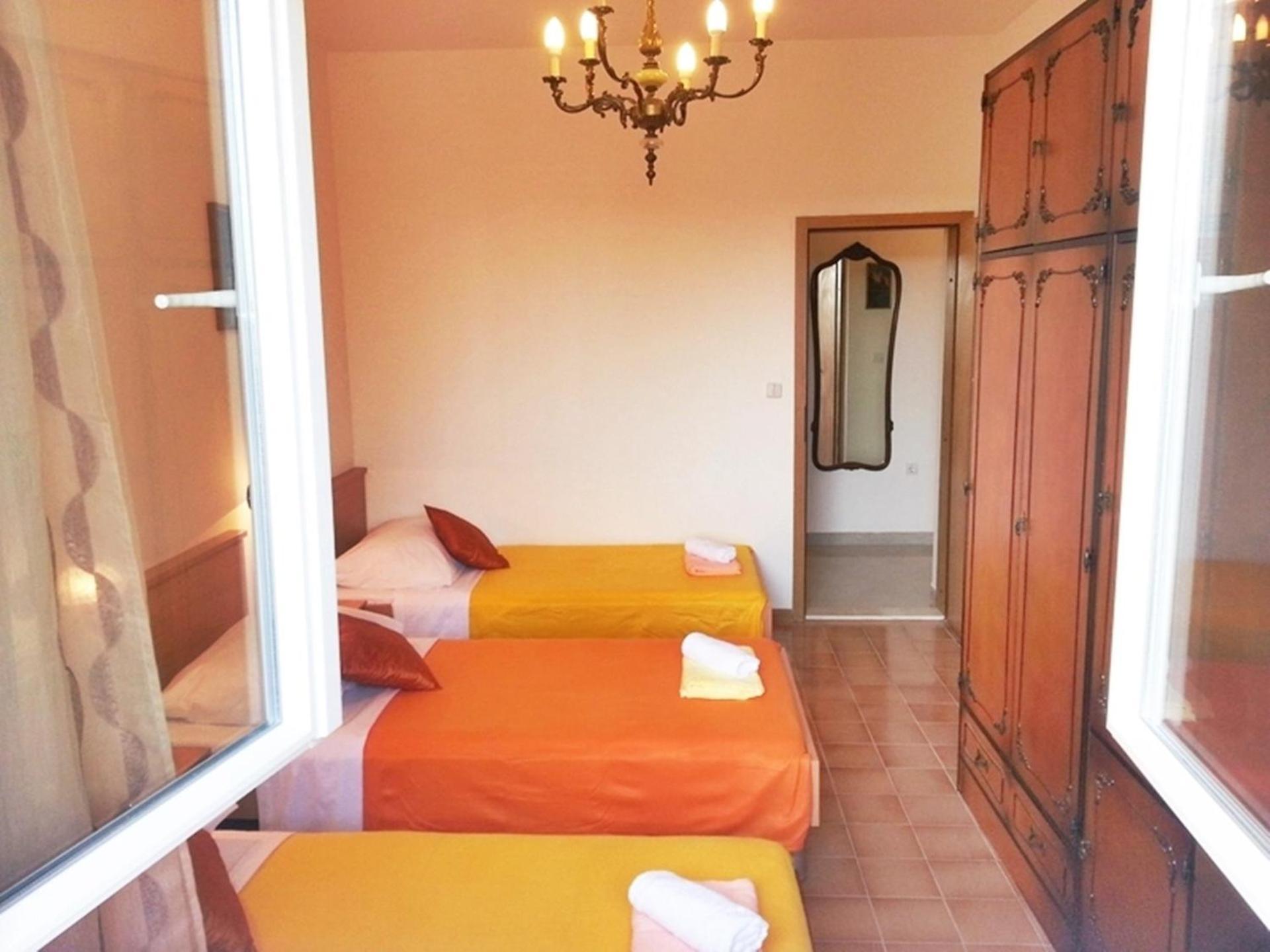 Apartments By The Sea Krilo Jesenice, Omis - 15145 Jesenice  Chambre photo