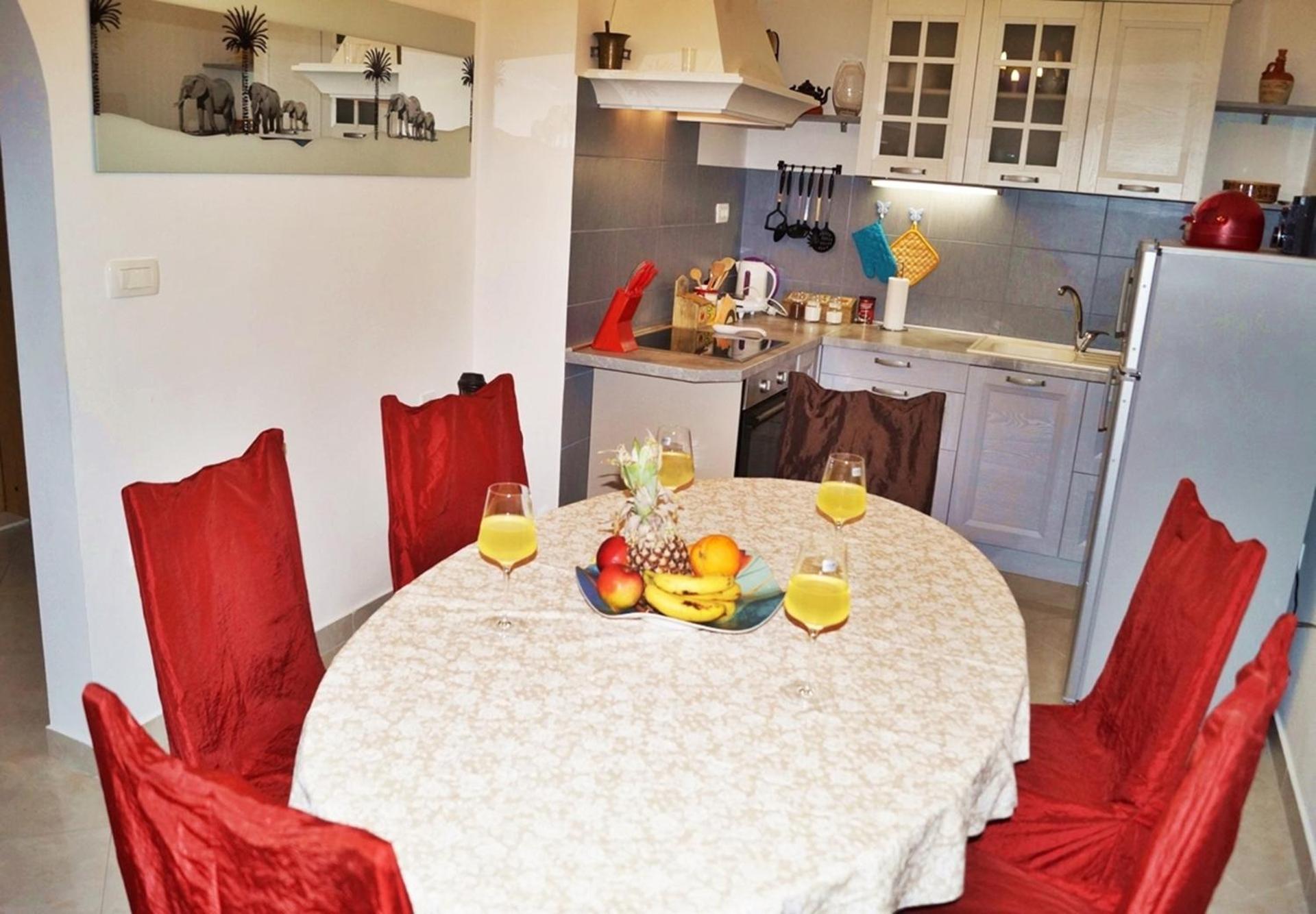Apartments By The Sea Krilo Jesenice, Omis - 15145 Jesenice  Chambre photo