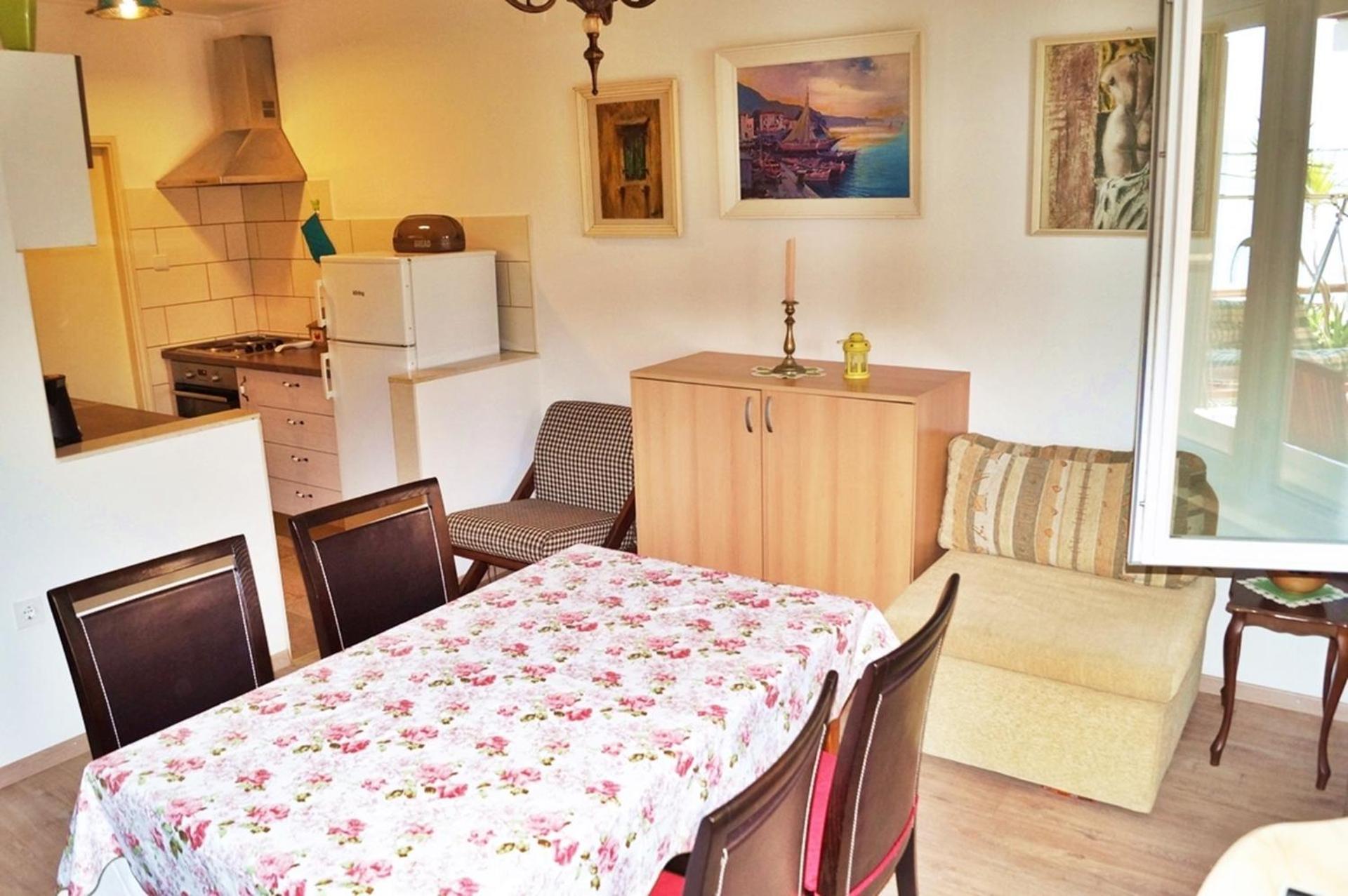 Apartments By The Sea Krilo Jesenice, Omis - 15145 Jesenice  Chambre photo