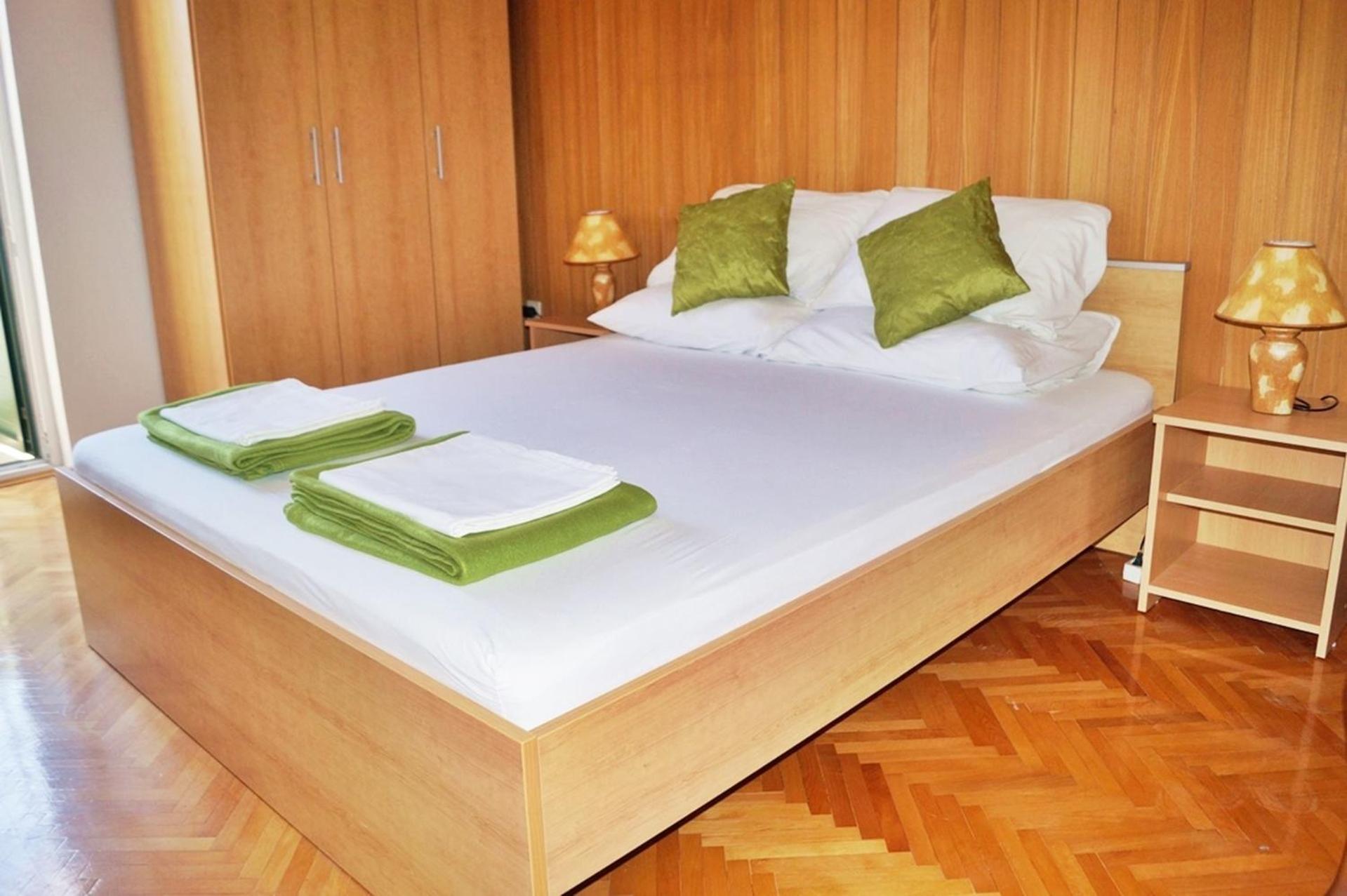 Apartments By The Sea Krilo Jesenice, Omis - 15145 Jesenice  Chambre photo