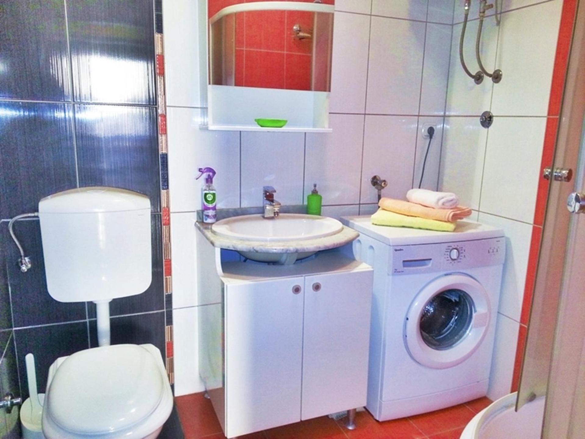 Apartments By The Sea Krilo Jesenice, Omis - 15145 Jesenice  Chambre photo